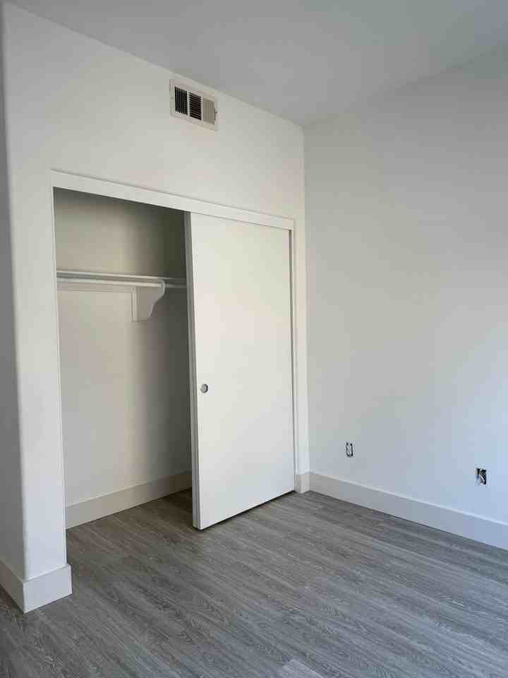 6840 De Celis Place #13 - Photo 6 of 7