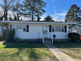 featured image of 1011 Maple St