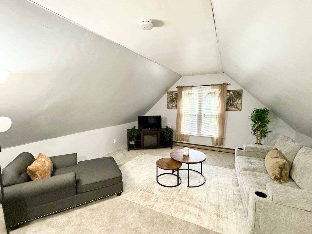 79 Verazzano Blvd - Photo 2 of 9