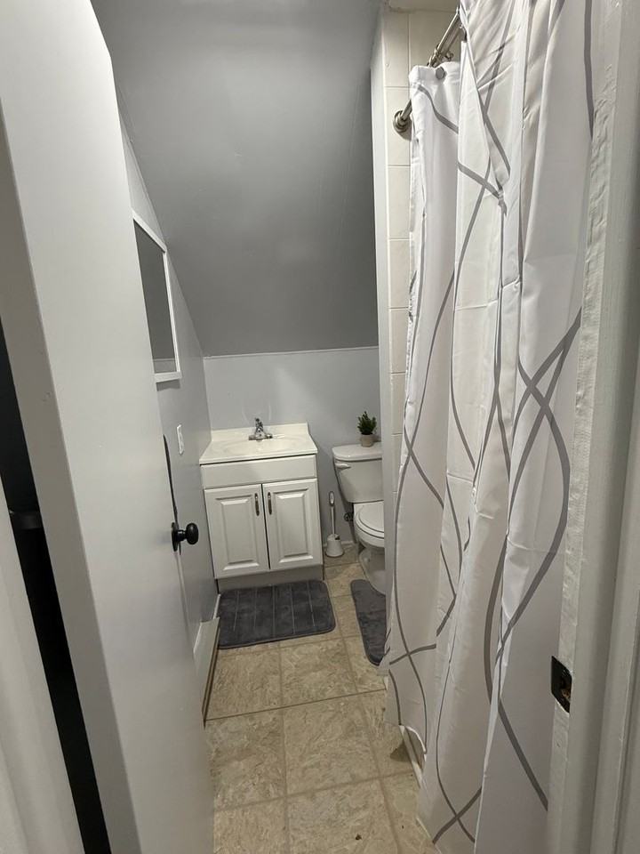 79 Verazzano Blvd - Photo 5 of 9