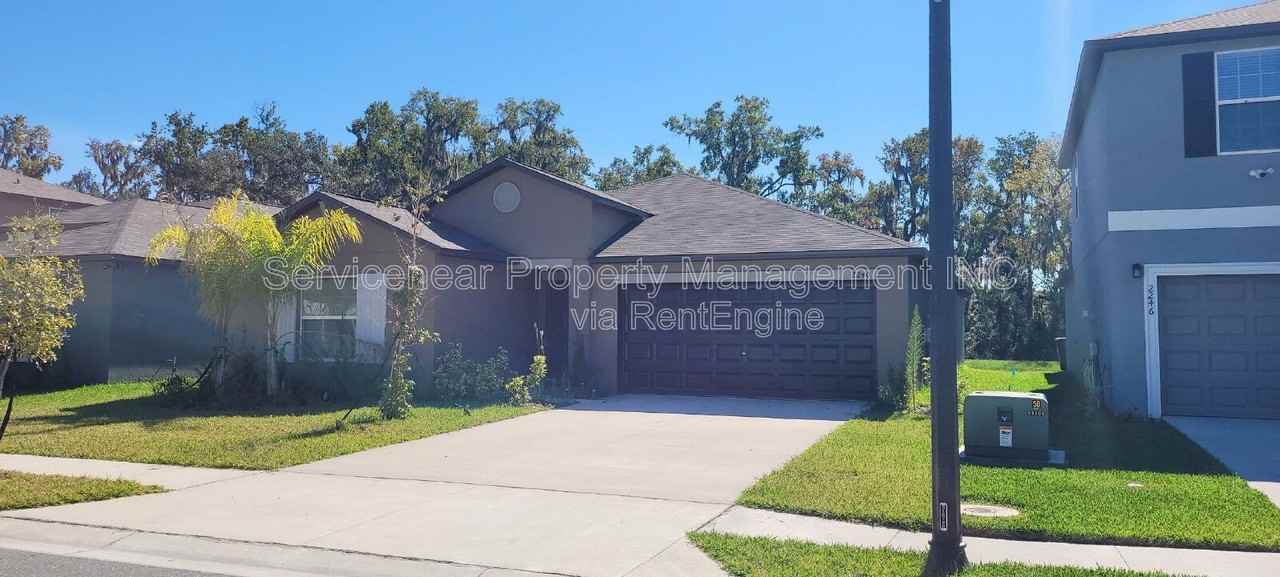 2240 Gatsby Lane - Photo 2 of 50