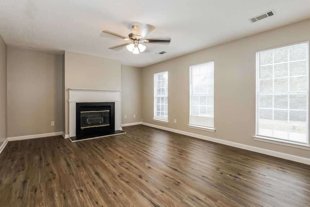 5501 Vanity Joys Lane - Photo 4 of 17