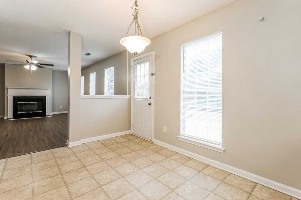 5501 Vanity Joys Lane - Photo 6 of 17