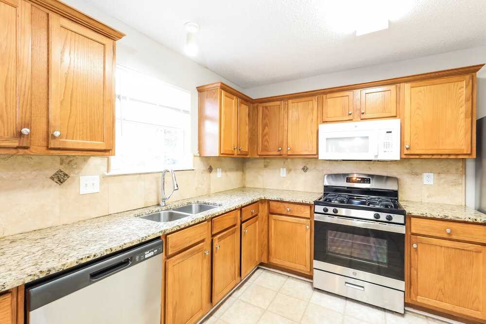 5501 Vanity Joys Lane - Photo 7 of 17