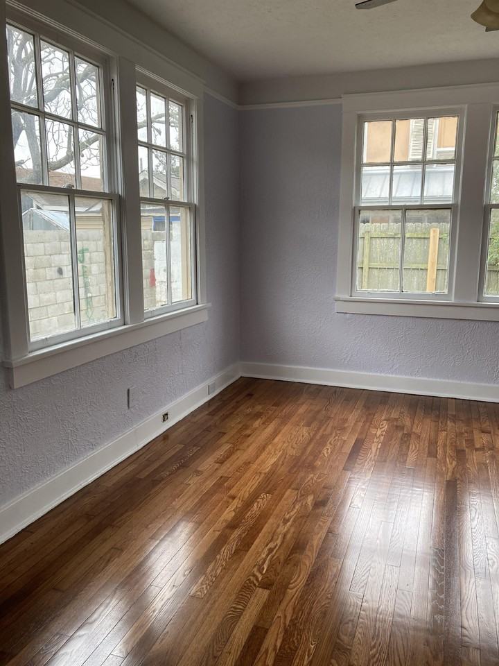 2404 Jasmine St - Photo 2 of 16