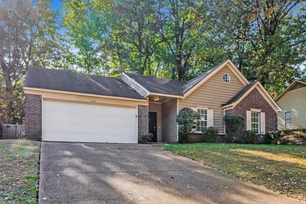 5769 Saranac Avenue - Photo 3 of 16