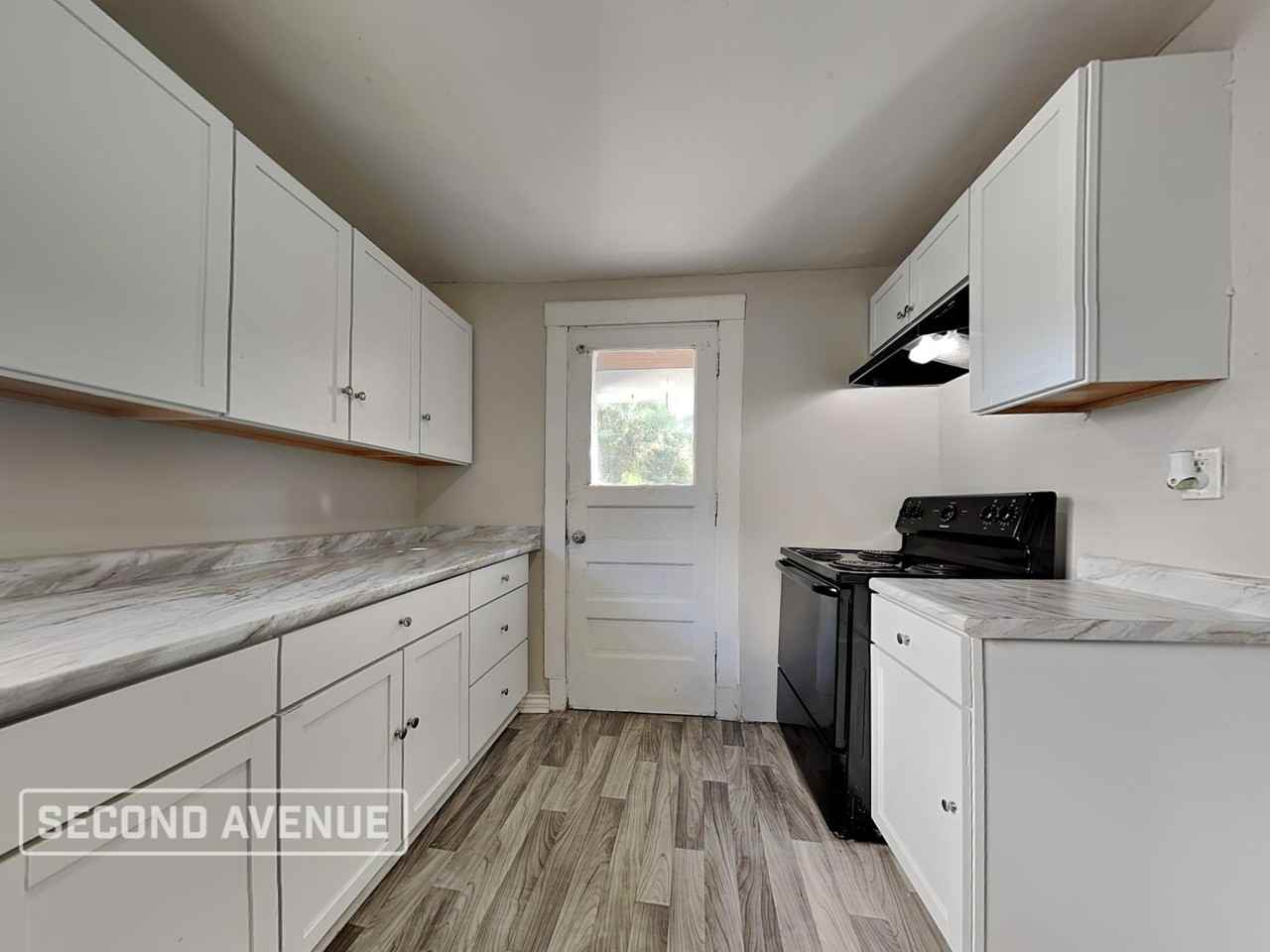 4692 Winton Rd - Photo 3 of 20