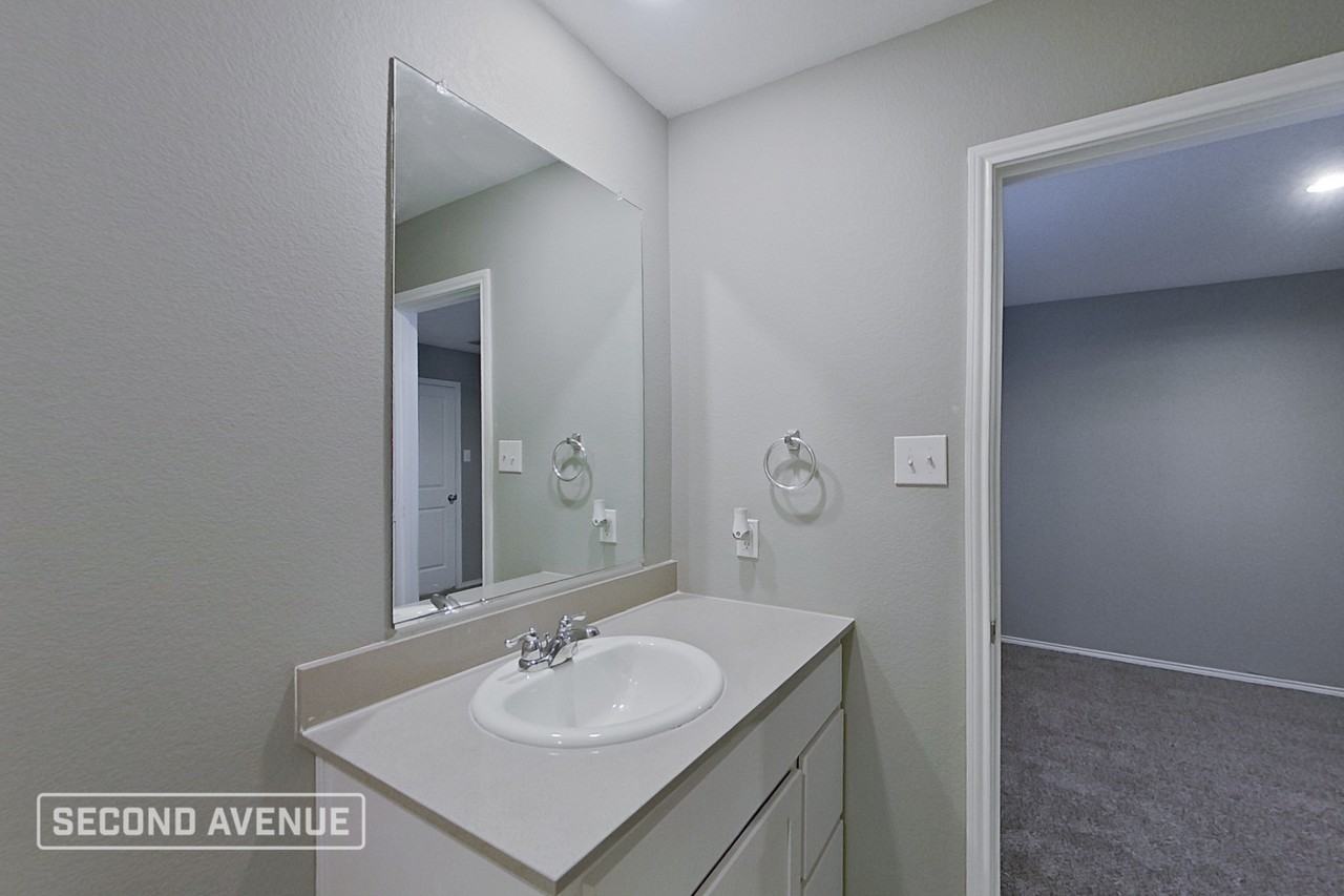 8719 Cottage Creek Dr - Photo 5 of 23