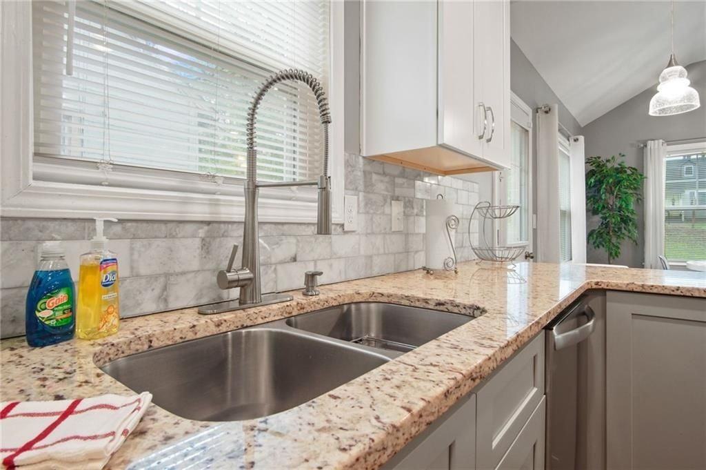 1547 Willowbrook Dr Sw - Photo 5 of 29