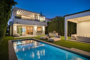 featured image of 14822 Hesby St