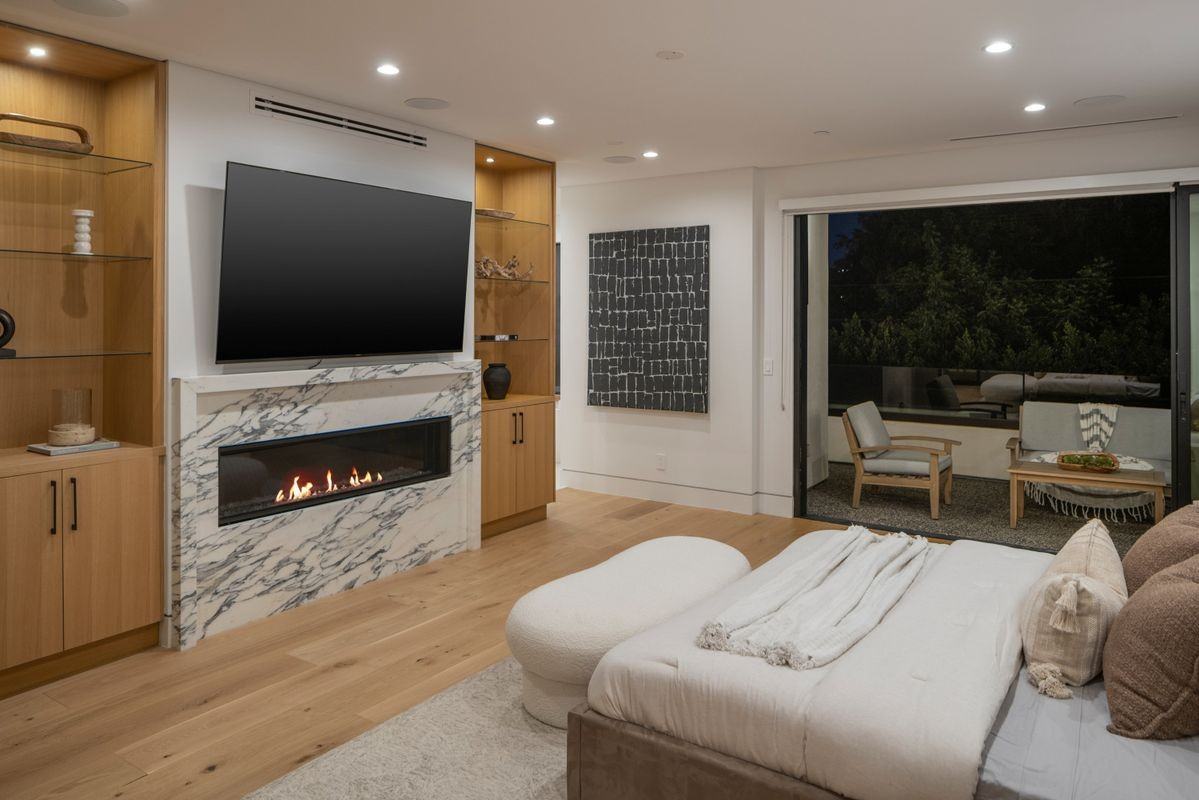 14822 Hesby St - Photo 5 of 16