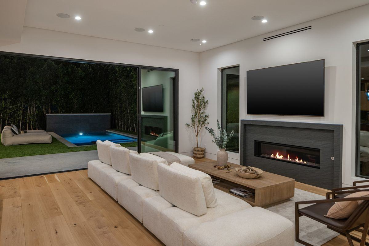 14822 Hesby St - Photo 7 of 16