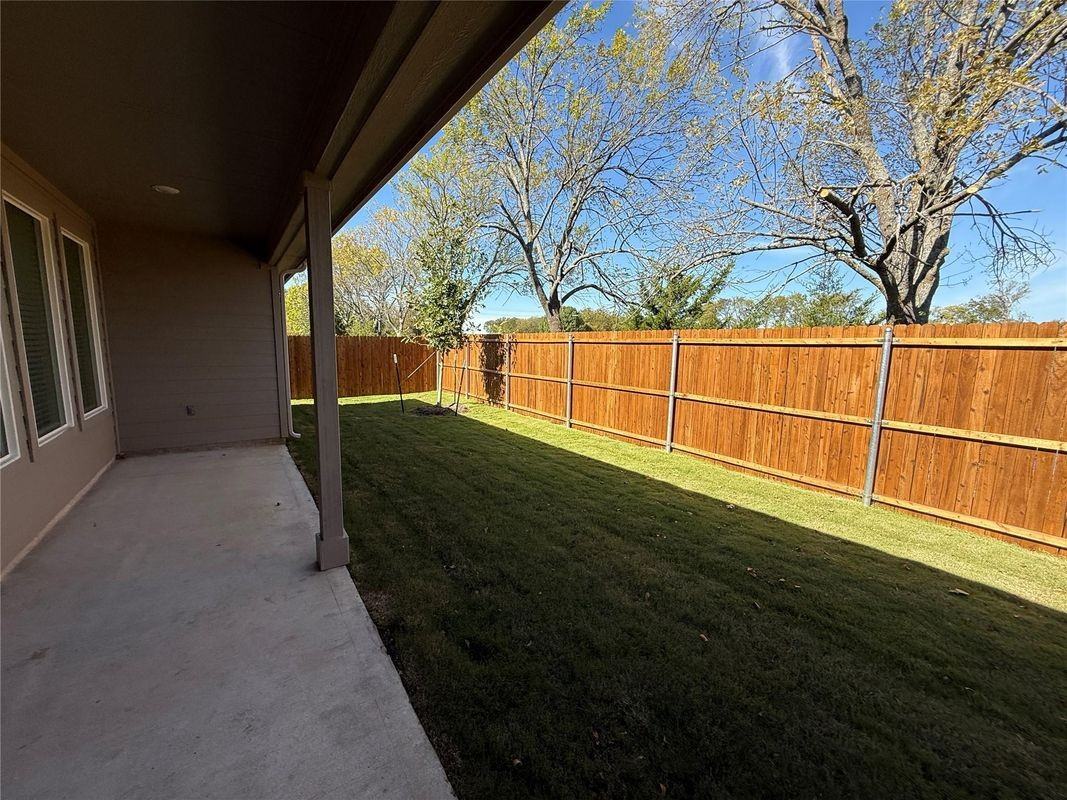 1808 Quaking Aspen Way - Photo 3 of 23