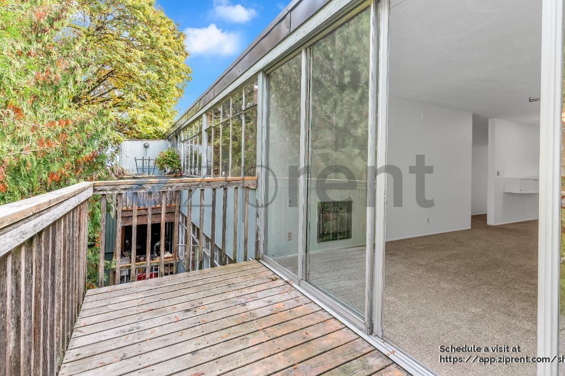 2745 Nw Pettygrove St #7 - Photo 5 of 19