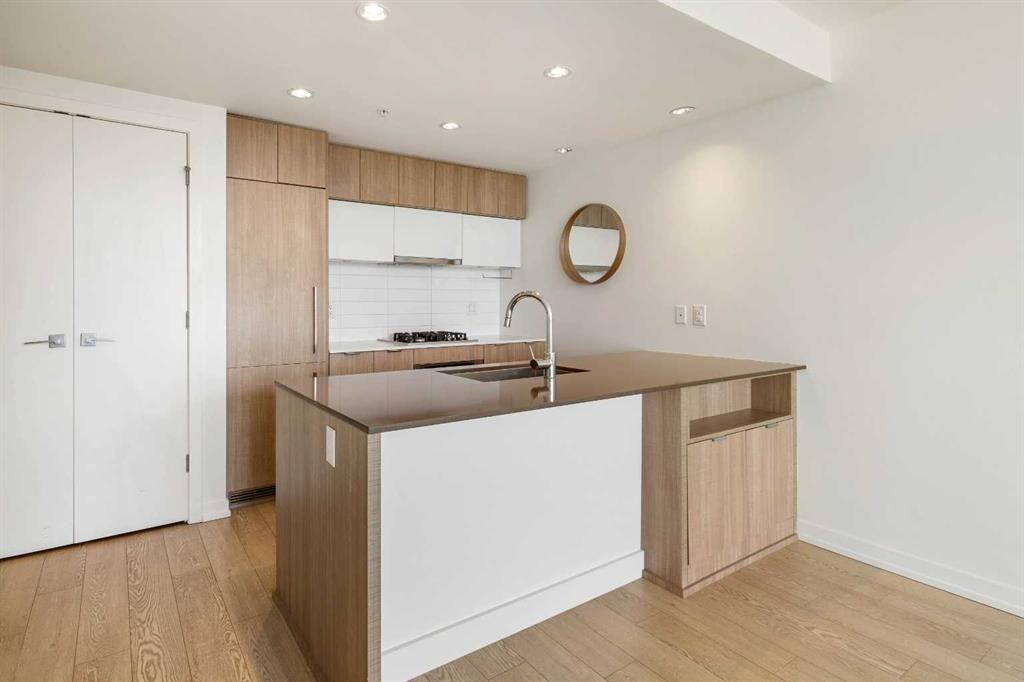 Outlook at Waterfront - Photo 2 of 42