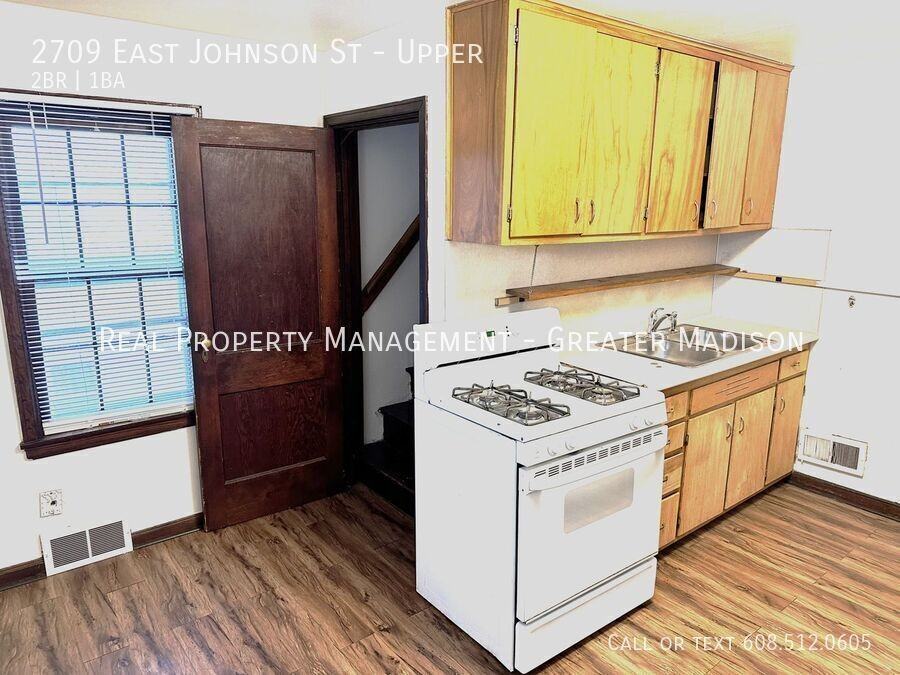 2709 E Johnson St - Photo 3 of 15