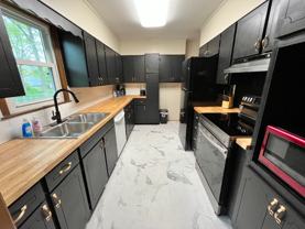 4943 Ne Gladstone Ave - Photo 1 of 1