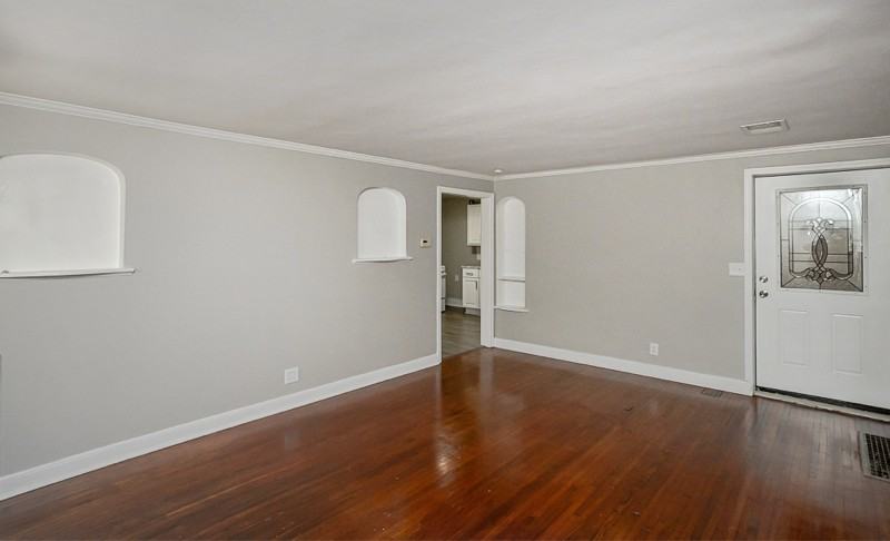 2146 Wyndhurst Road #1 - Photo 2 of 20