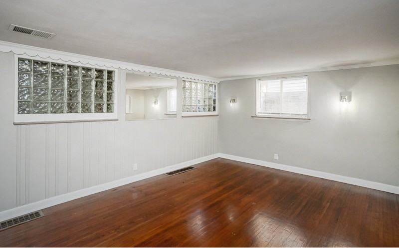 2146 Wyndhurst Road #1 - Photo 4 of 20