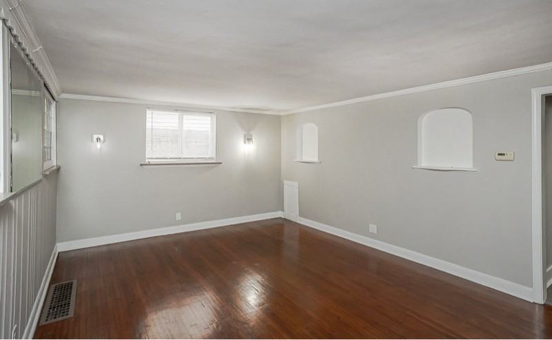 2146 Wyndhurst Road #1 - Photo 5 of 20