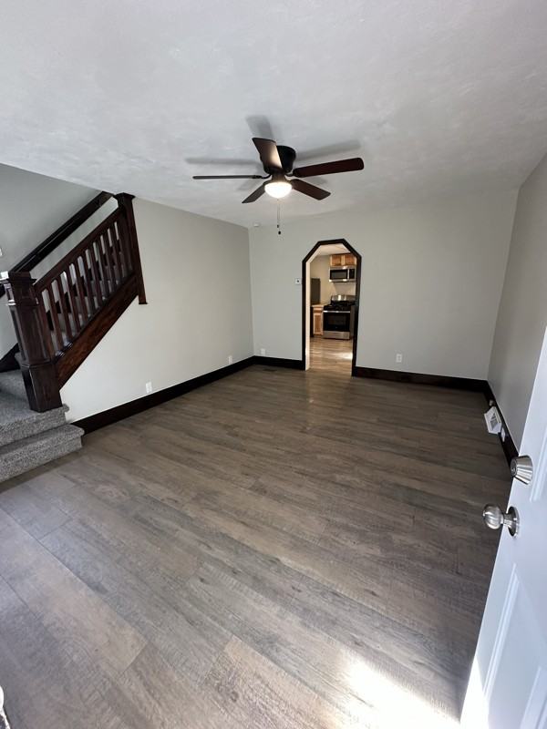 904 7th Ave - Photo 2 of 20