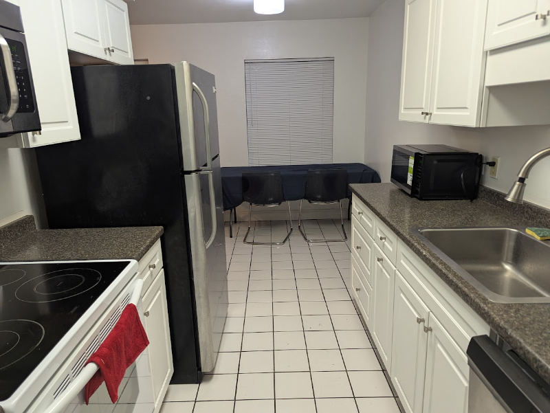 3600 Sw 23rd St #9 - Photo 4 of 18