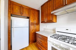 2032 Delaware Ave - Photo 1 of 1