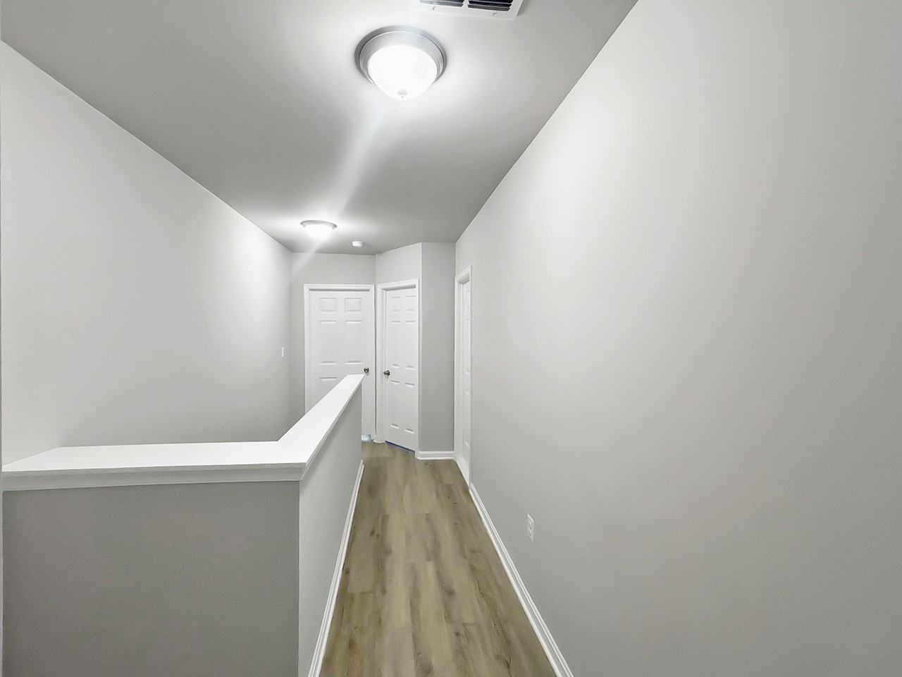 1572 Carswell St - Photo 6 of 23