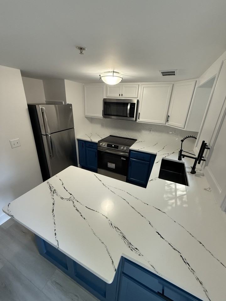 28 28 Villa Court Southeast #NA - Photo 7 of 19