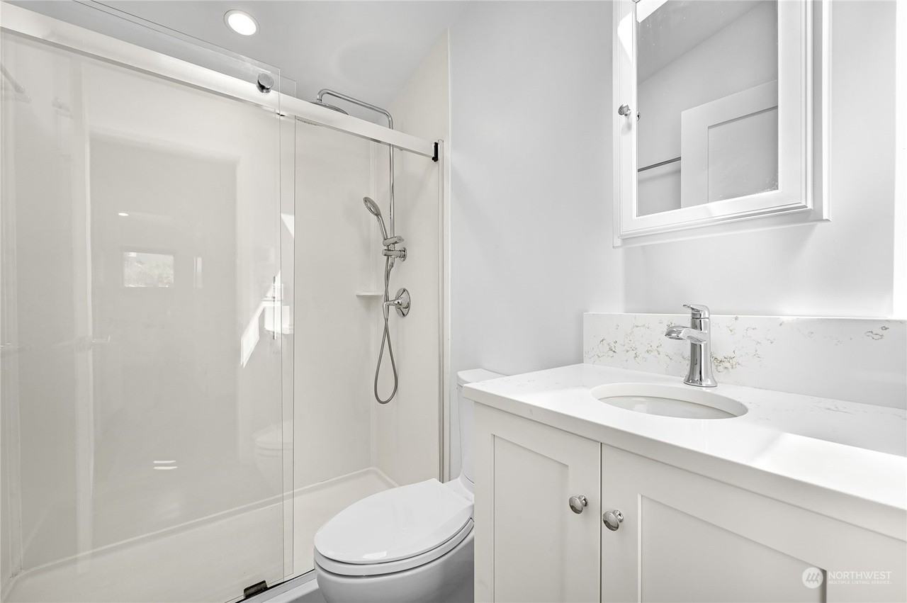 1116 Mclean Rd #B - Photo 3 of 9