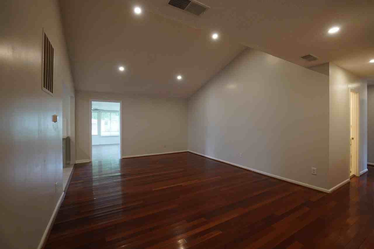 505 Westchester Dr #NA - Photo 6 of 30