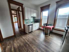 2404 W Superior St #2E - Photo 1 of 1