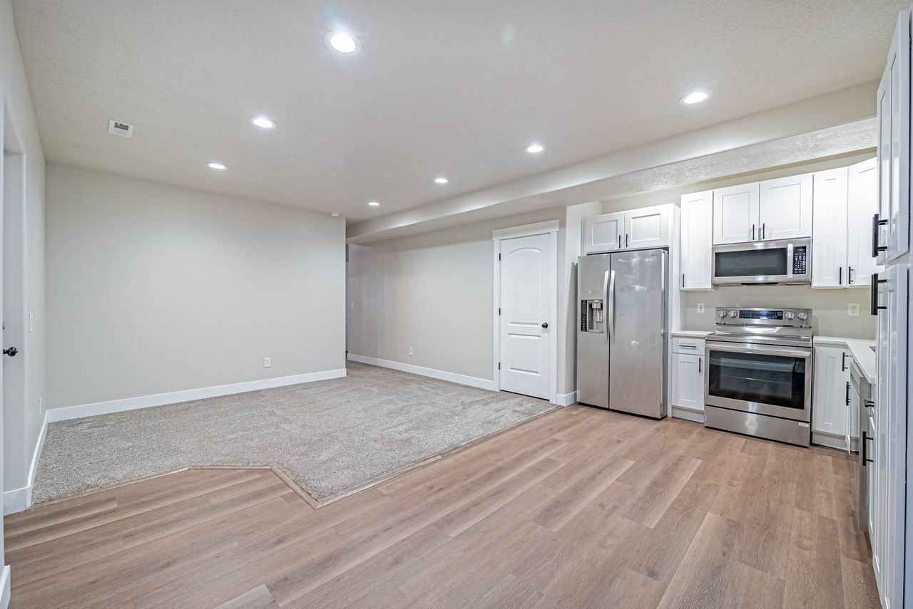 4559 E Flower Pt #BS - Photo 5 of 12