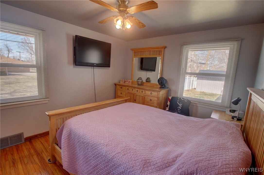 190 West Elmview Avenue - Photo 2 of 5