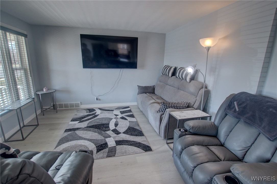 190 West Elmview Avenue - Photo 3 of 5