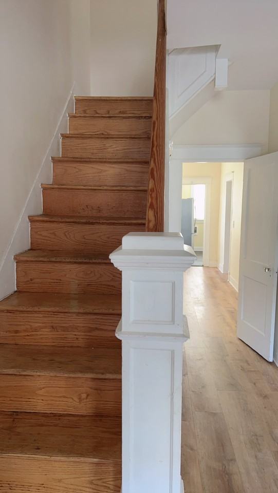 2307 Windsor Avenue - Photo 5 of 18