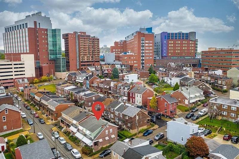 4200 Geneva Street - Photo 2 of 17