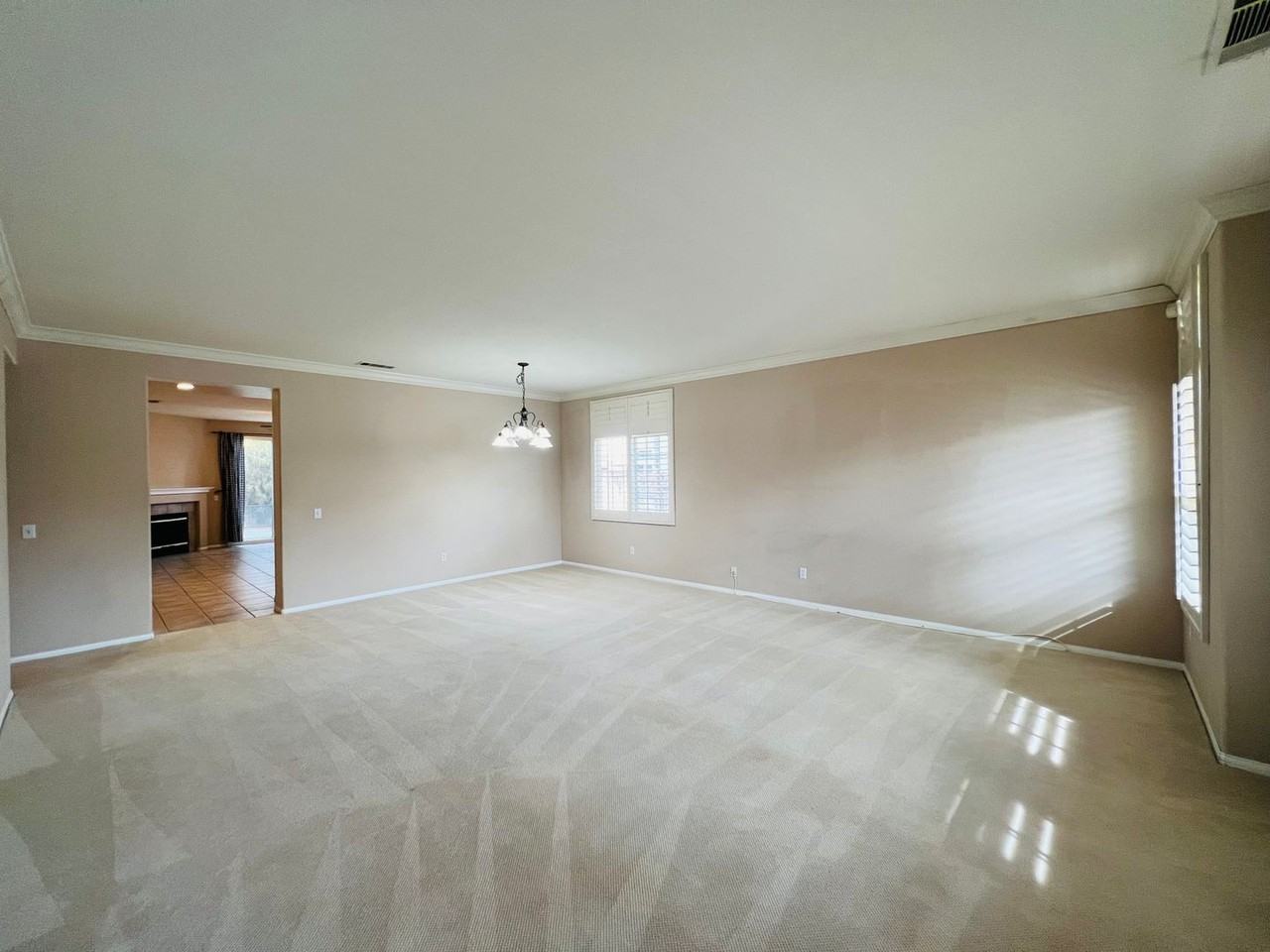 13278 Luna Rd - Photo 3 of 19