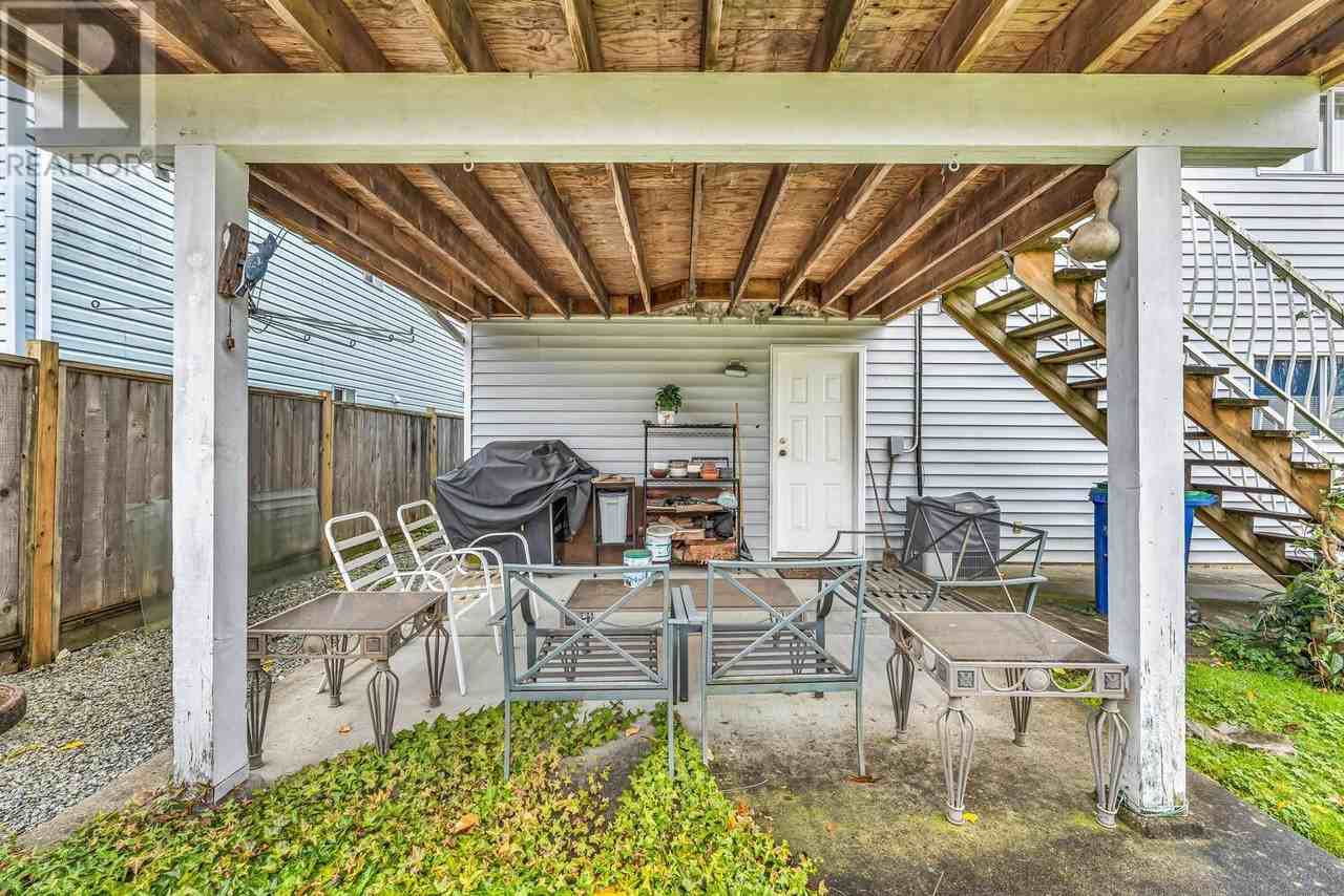 12124 Blossom St - Photo 4 of 11