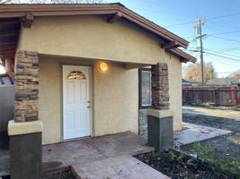 featured image of 519 1/2 15th St