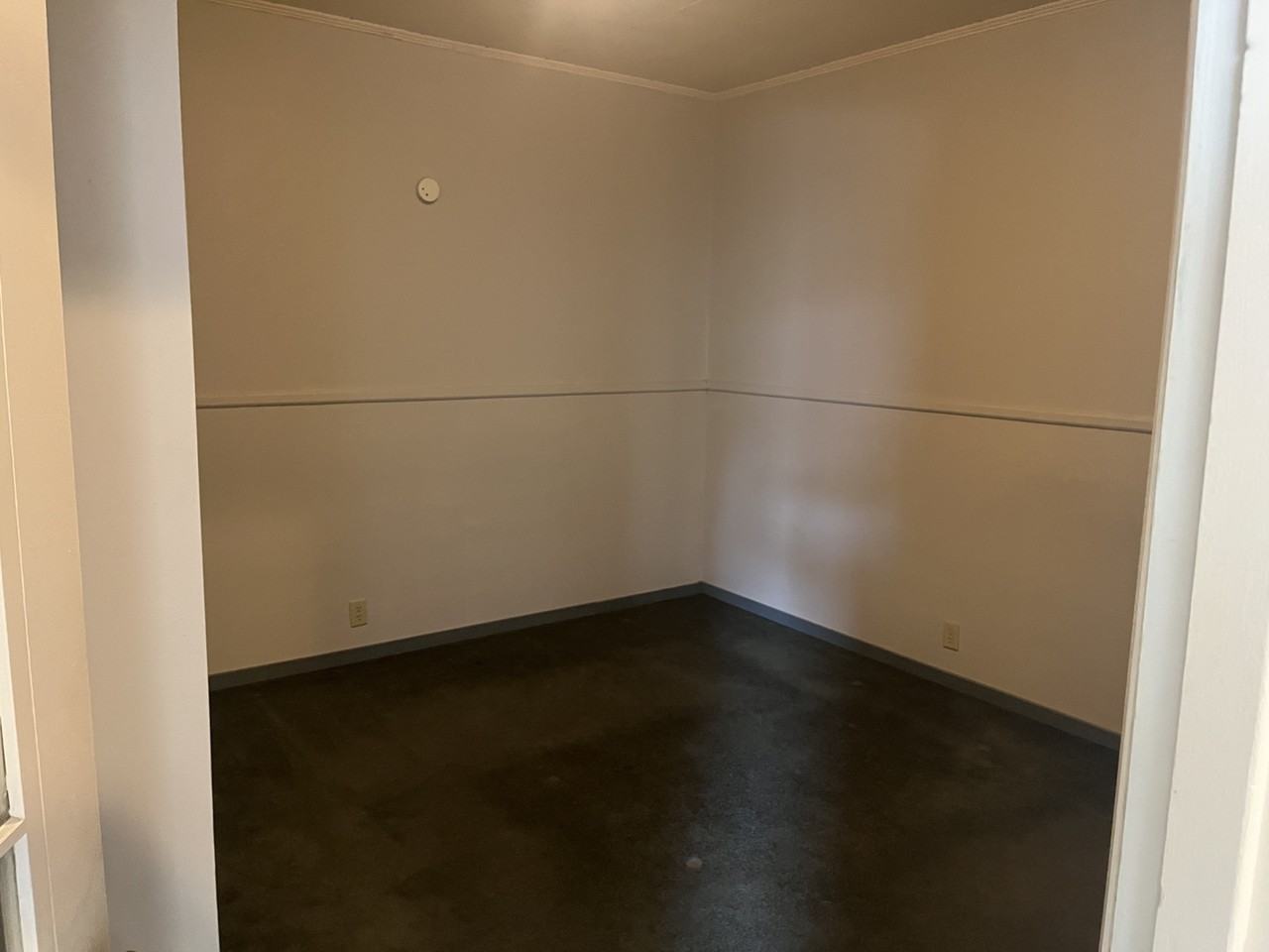 108 North Iowa Avenue - Photo 7 of 8