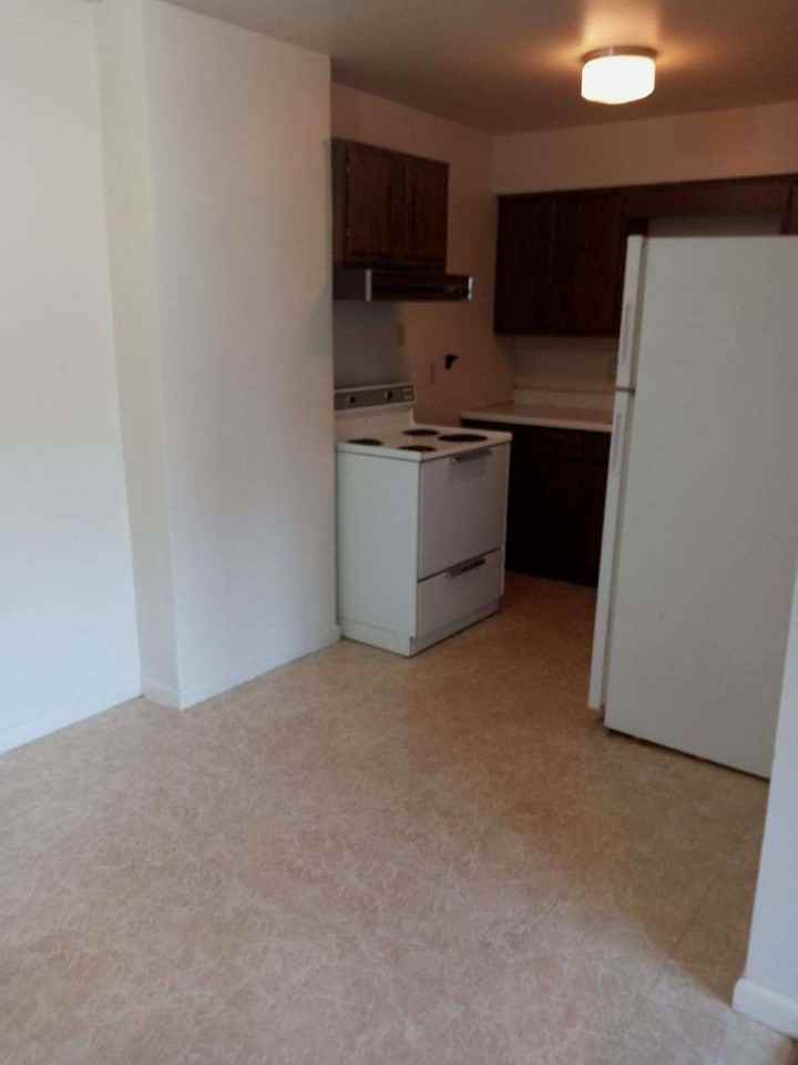 210 5th Avenue - Photo 2 of 11