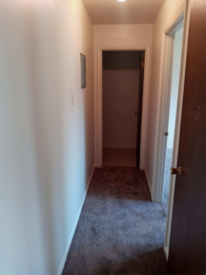 210 5th Avenue - Photo 3 of 11