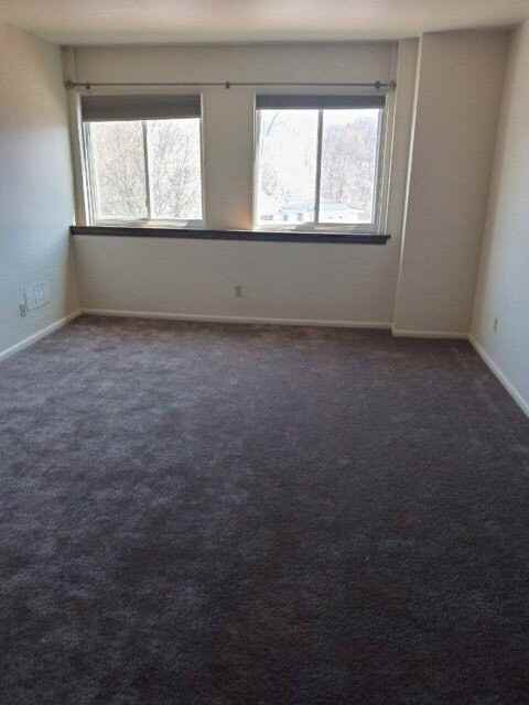 210 5th Avenue - Photo 6 of 11