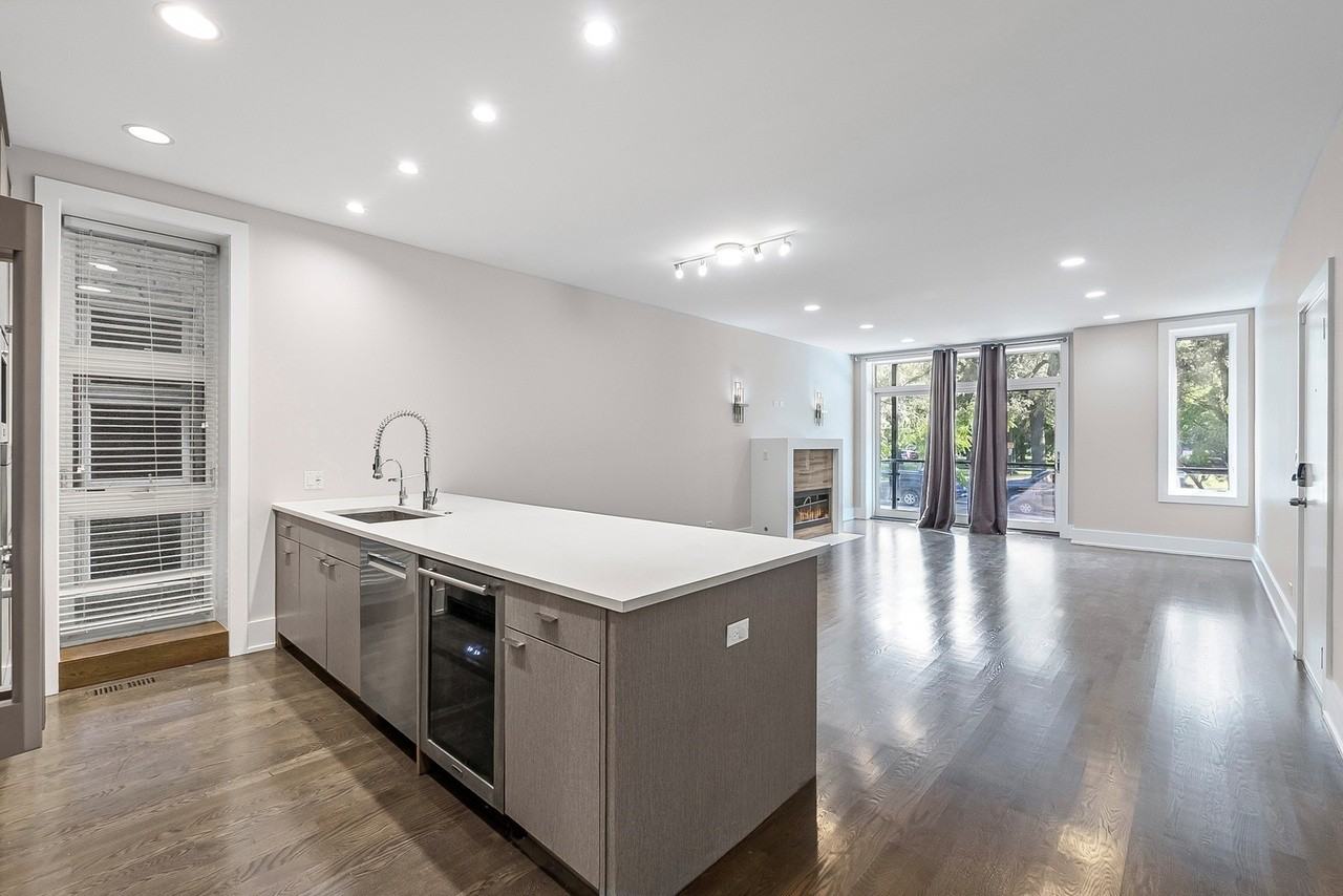 2814 West North Avenue - Photo 5 of 19