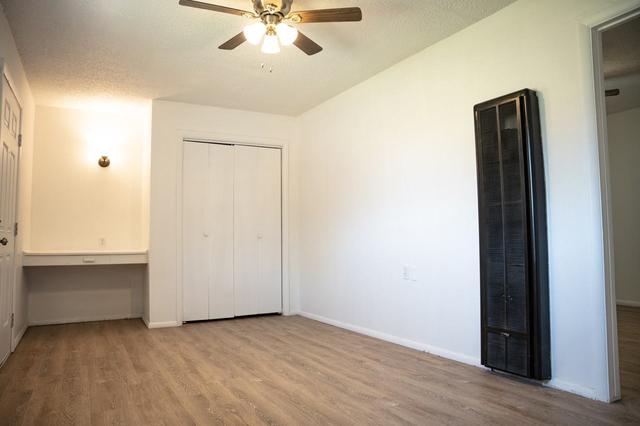 2519 8th Avenue - Photo 3 of 14