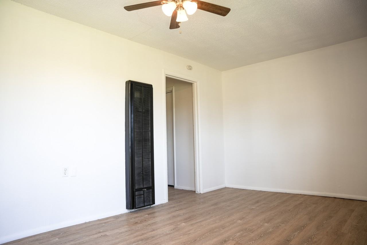 2519 8th Avenue - Photo 4 of 14