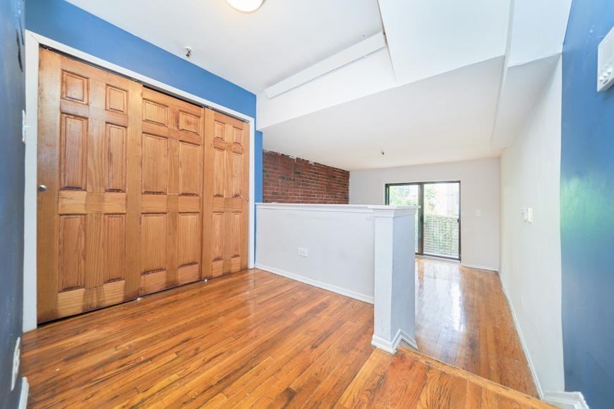 432 East 88th Street - Photo 5 of 7