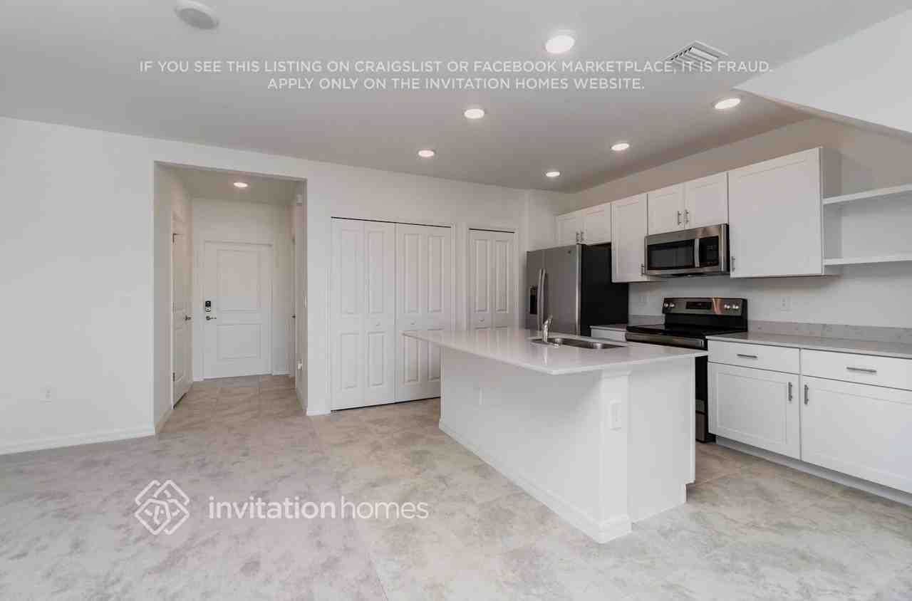 10413 Bradmore Rd #35 - Photo 6 of 28