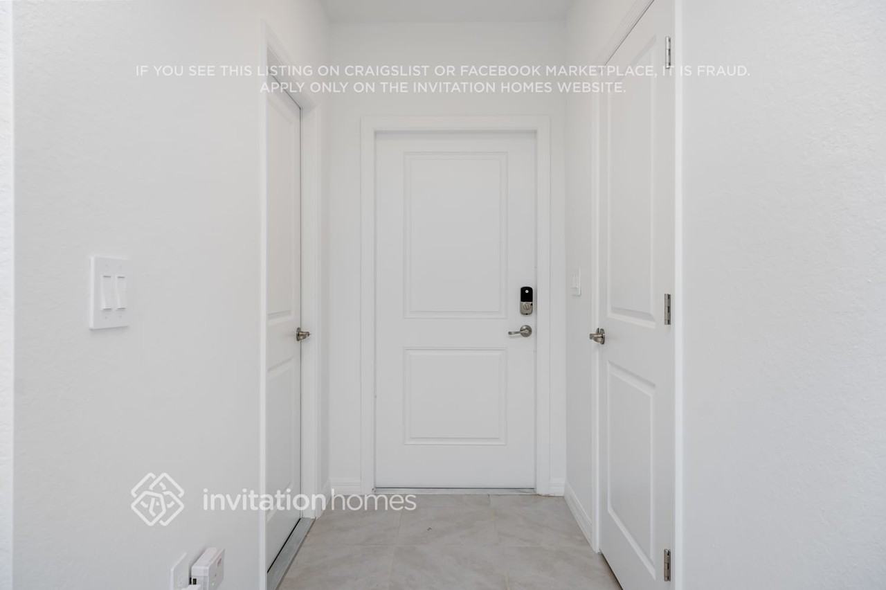 3077 Riverfield Rd - Photo 3 of 34